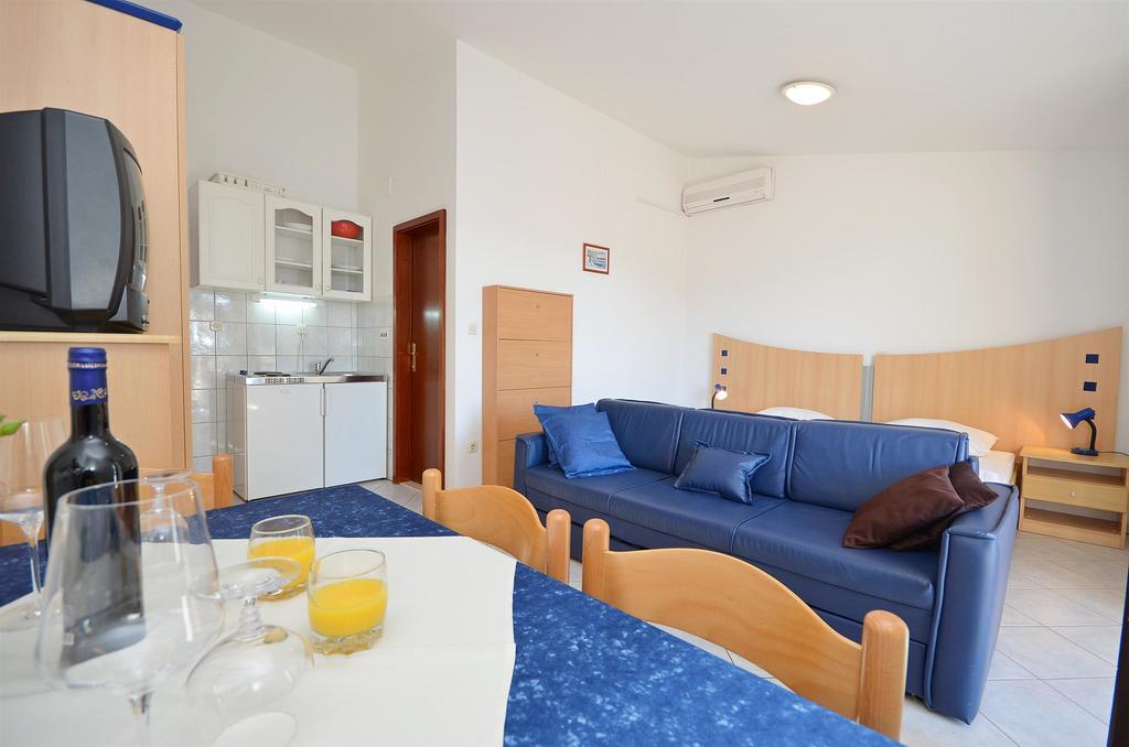 Apartments Mira Tribalj Dış mekan fotoğraf