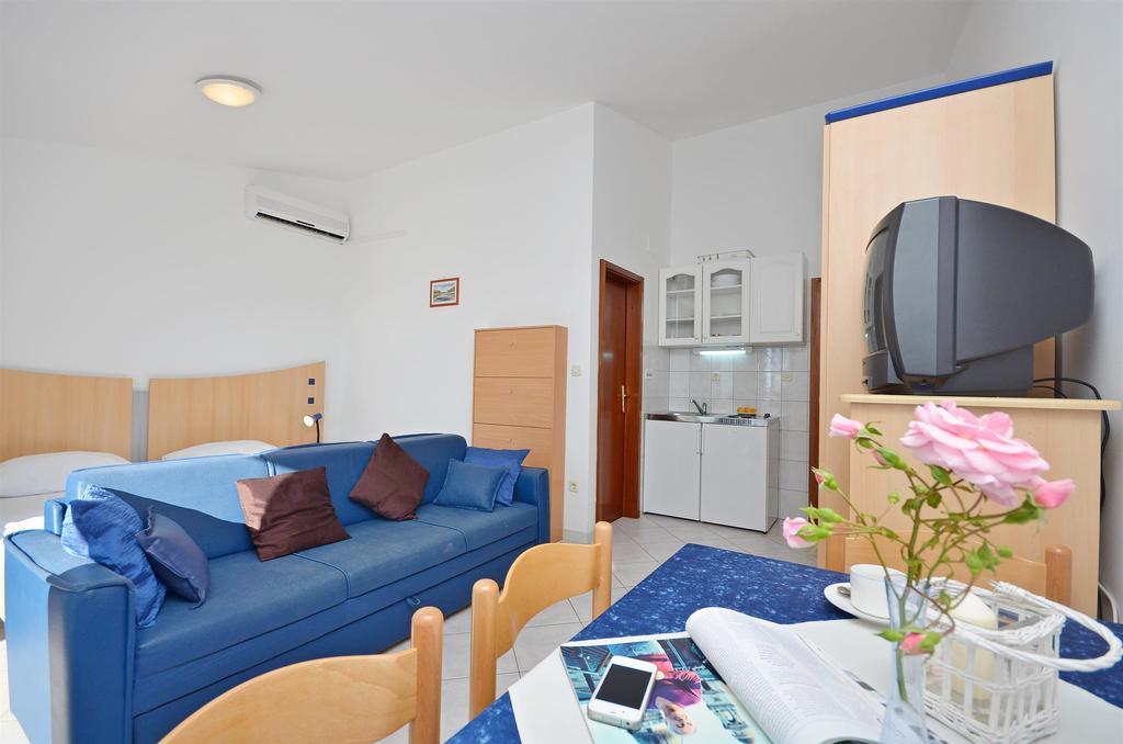Apartments Mira Tribalj Dış mekan fotoğraf