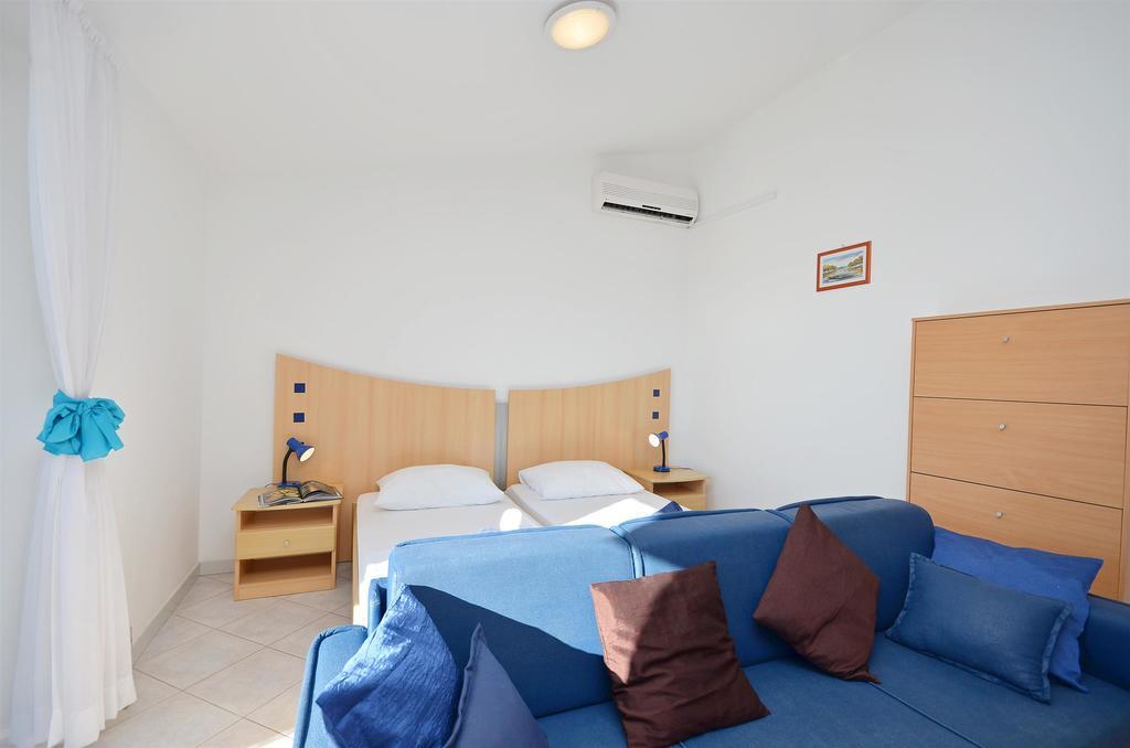 Apartments Mira Tribalj Dış mekan fotoğraf
