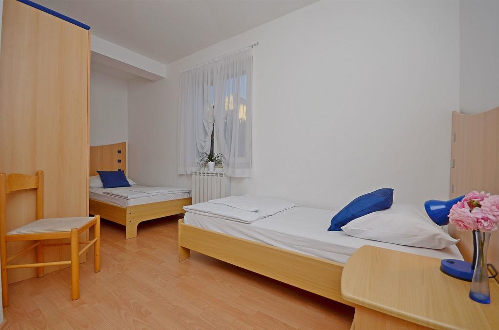 Apartments Mira Tribalj Dış mekan fotoğraf